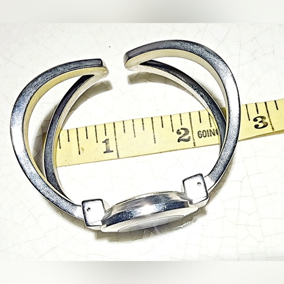 Geneva watch MCM design hinged bangle watch #mcm #genevawatch need battery - Picture 7 of 8